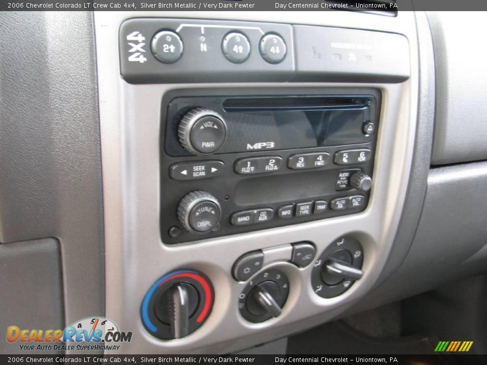 2006 Chevrolet Colorado LT Crew Cab 4x4 Silver Birch Metallic / Very Dark Pewter Photo #14