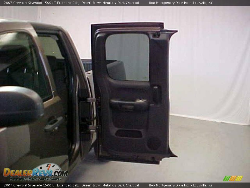 2007 Chevrolet Silverado 1500 LT Extended Cab Desert Brown Metallic / Dark Charcoal Photo #15