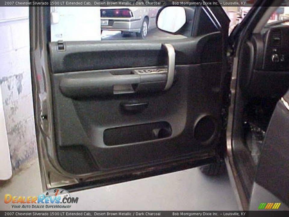 2007 Chevrolet Silverado 1500 LT Extended Cab Desert Brown Metallic / Dark Charcoal Photo #17