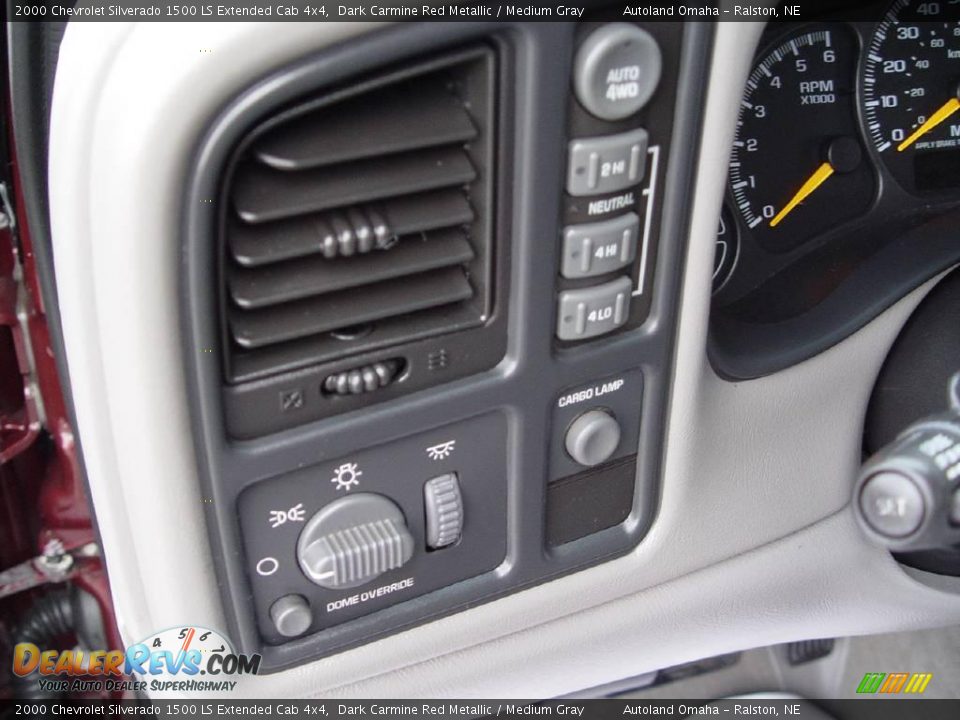 2000 Chevrolet Silverado 1500 LS Extended Cab 4x4 Dark Carmine Red Metallic / Medium Gray Photo #8