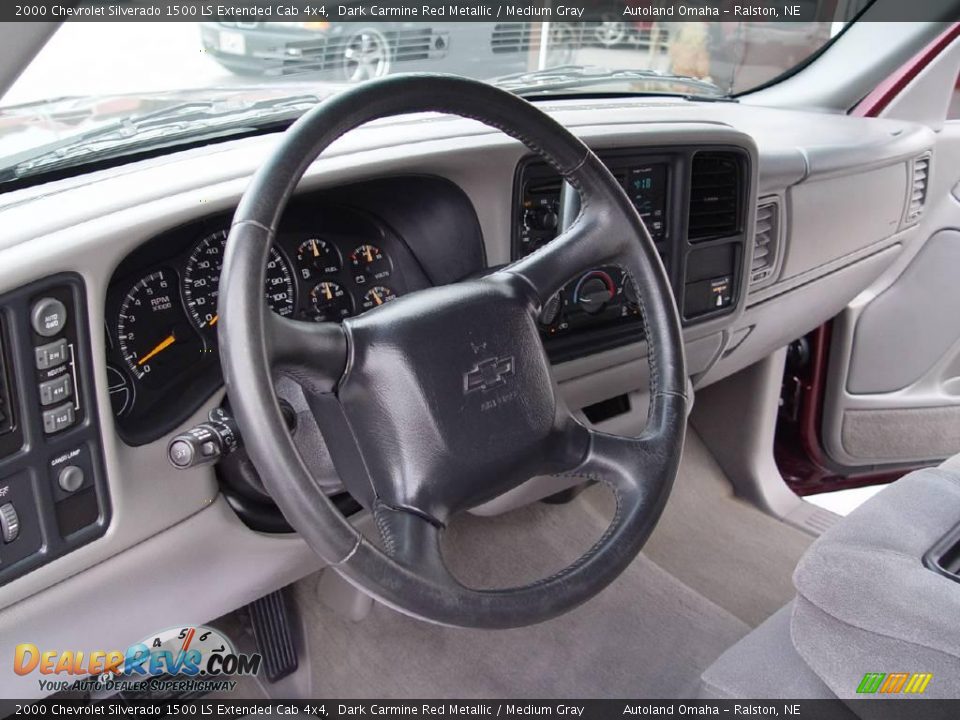 2000 Chevrolet Silverado 1500 LS Extended Cab 4x4 Dark Carmine Red Metallic / Medium Gray Photo #10