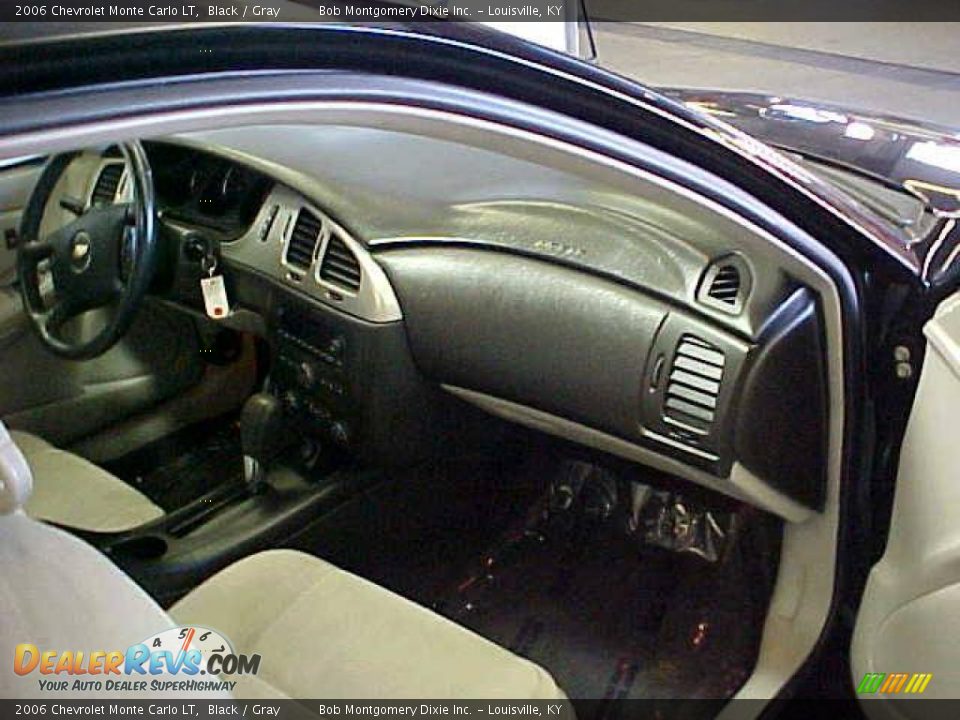 2006 Chevrolet Monte Carlo LT Black / Gray Photo #8