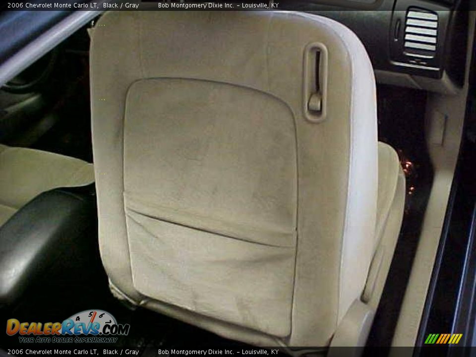 2006 Chevrolet Monte Carlo LT Black / Gray Photo #10