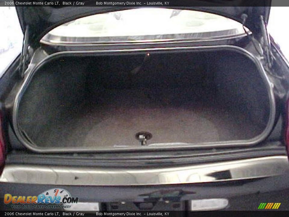2006 Chevrolet Monte Carlo LT Black / Gray Photo #14