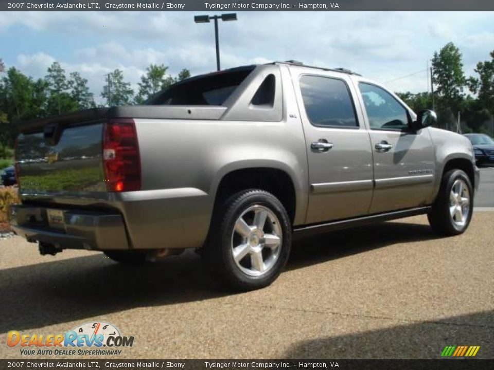 2007 Chevrolet Avalanche LTZ Graystone Metallic / Ebony Photo #6