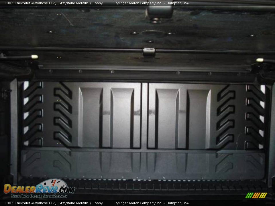 2007 Chevrolet Avalanche LTZ Graystone Metallic / Ebony Photo #19