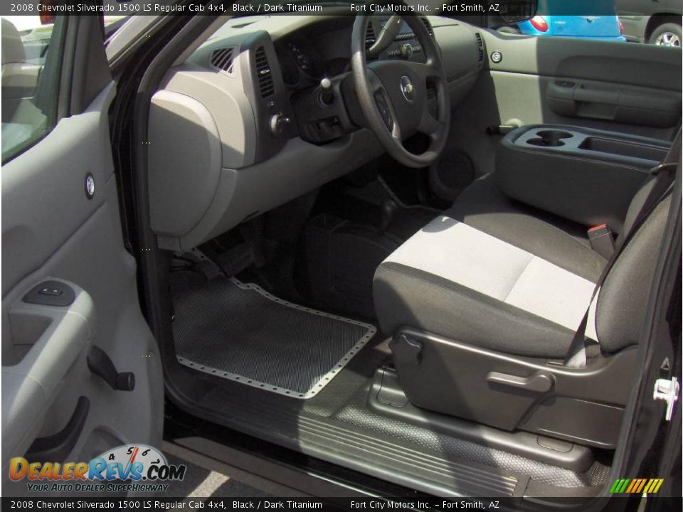 2008 Chevrolet Silverado 1500 LS Regular Cab 4x4 Black / Dark Titanium Photo #5
