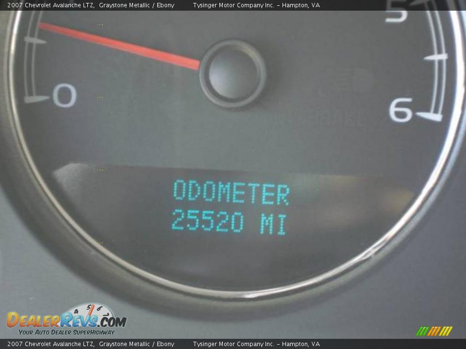 2007 Chevrolet Avalanche LTZ Graystone Metallic / Ebony Photo #25