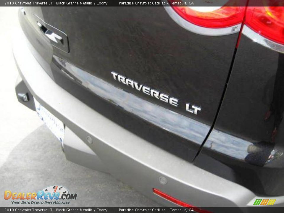 2010 Chevrolet Traverse LT Black Granite Metallic / Ebony Photo #17