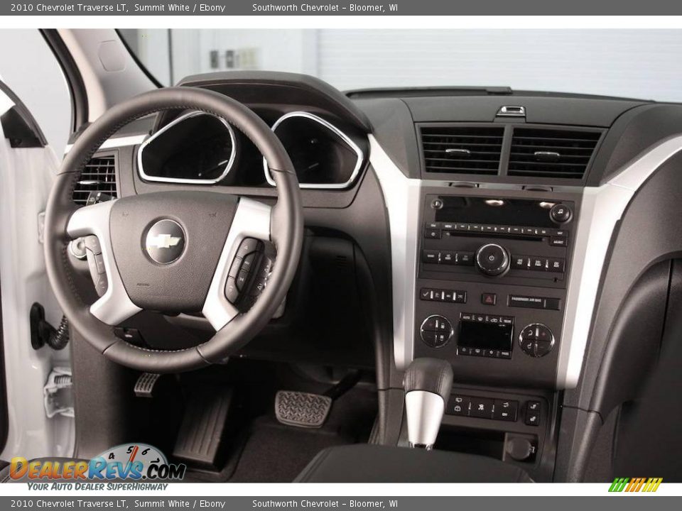 2010 Chevrolet Traverse LT Summit White / Ebony Photo #6