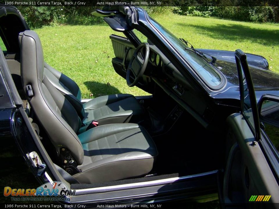 1986 Porsche 911 Carrera Targa Black / Grey Photo #16