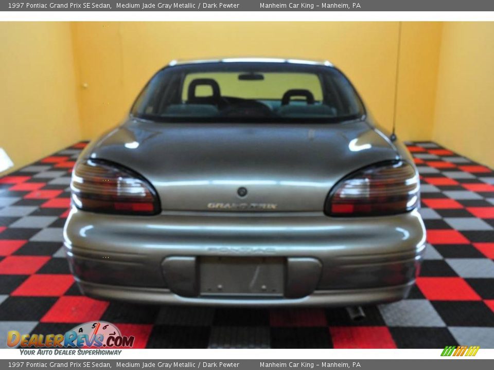 1997 Pontiac Grand Prix SE Sedan Medium Jade Gray Metallic / Dark Pewter Photo #5