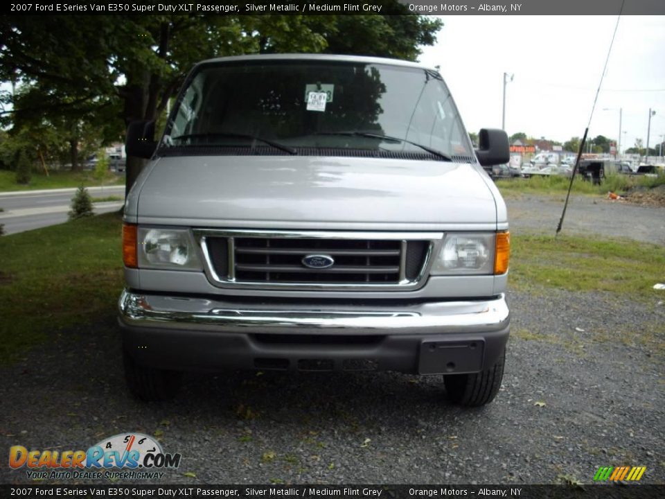 2007 Ford E Series Van E350 Super Duty XLT Passenger Silver Metallic / Medium Flint Grey Photo #4