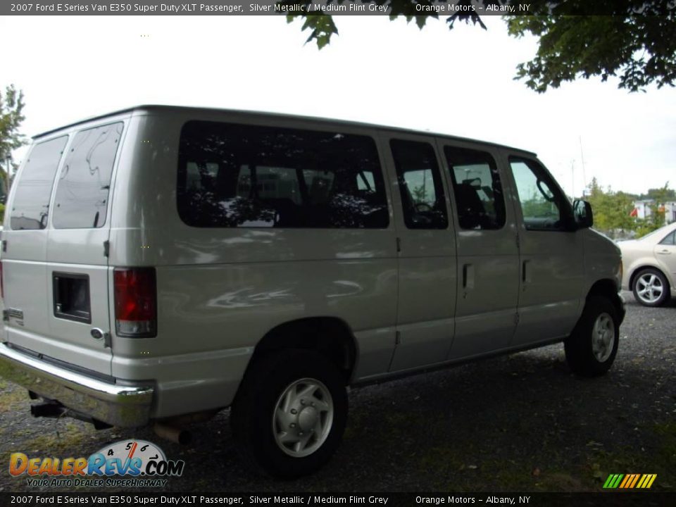 2007 Ford E Series Van E350 Super Duty XLT Passenger Silver Metallic / Medium Flint Grey Photo #5