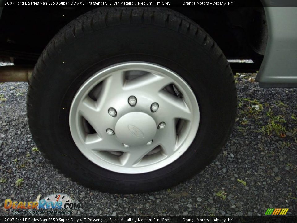 2007 Ford E Series Van E350 Super Duty XLT Passenger Silver Metallic / Medium Flint Grey Photo #13
