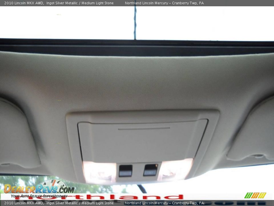 2010 Lincoln MKX AWD Ingot Silver Metallic / Medium Light Stone Photo #16