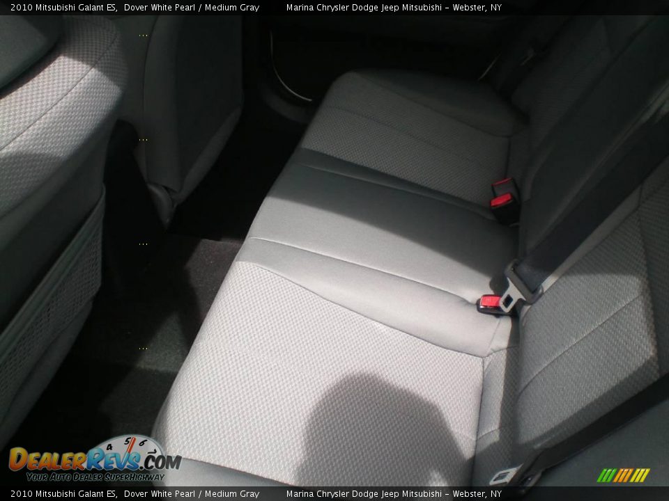 2010 Mitsubishi Galant ES Dover White Pearl / Medium Gray Photo #3