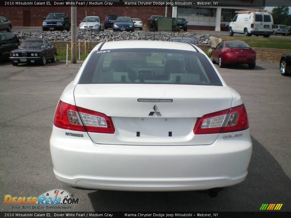 2010 Mitsubishi Galant ES Dover White Pearl / Medium Gray Photo #8