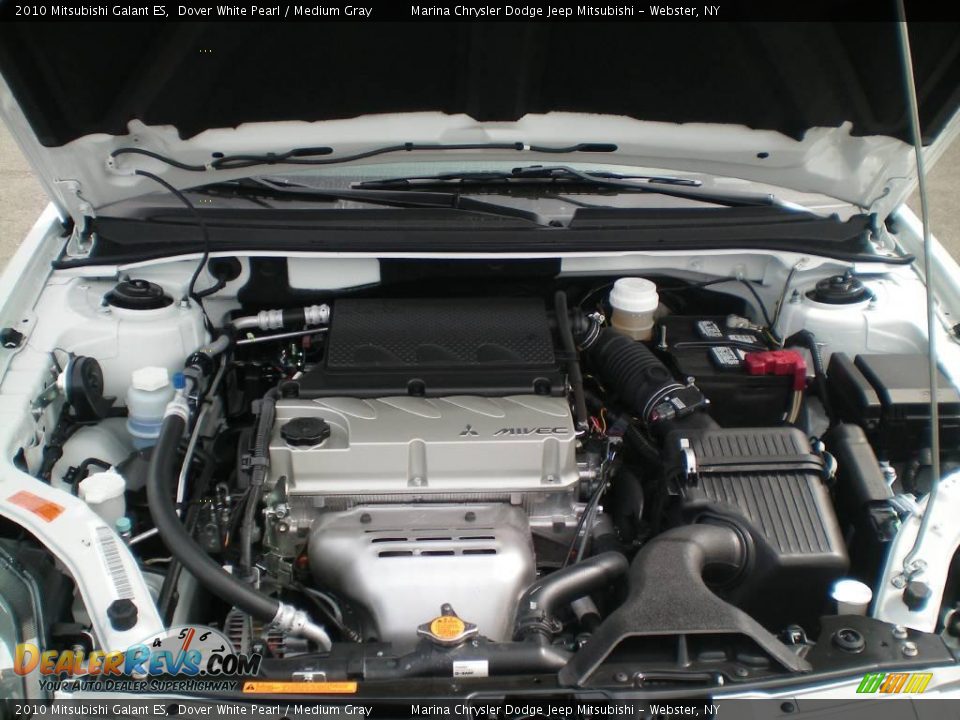 2010 Mitsubishi Galant ES Dover White Pearl / Medium Gray Photo #14