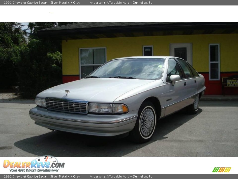 1991 Chevrolet Caprice Sedan Silver Metallic / Gray Photo #1