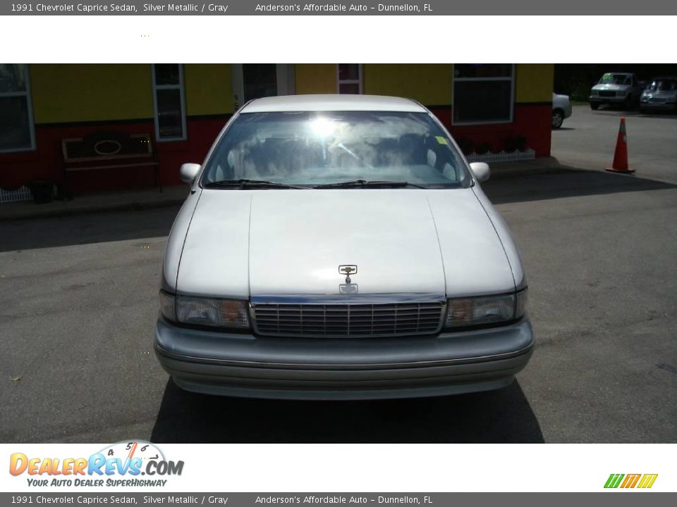 1991 Chevrolet Caprice Sedan Silver Metallic / Gray Photo #2