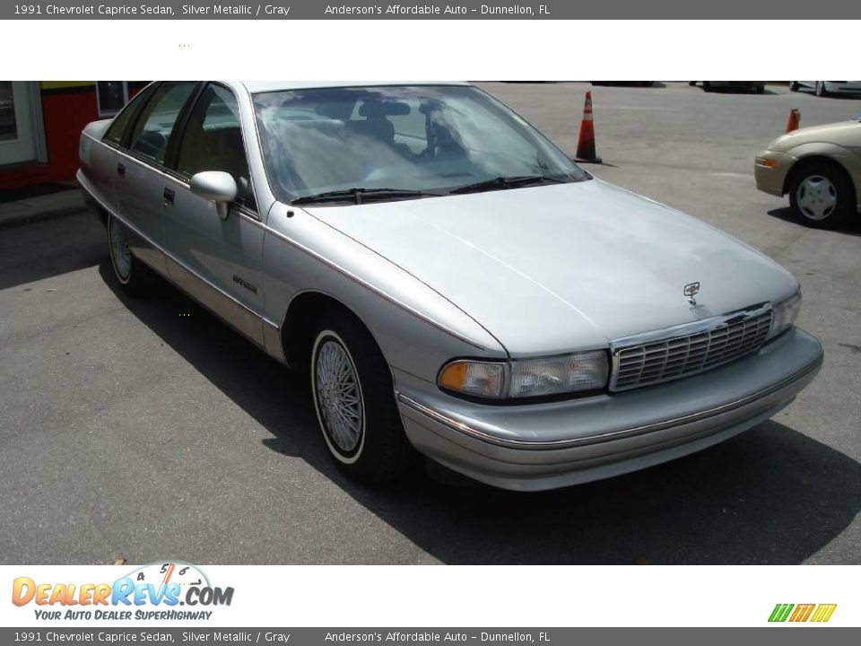 1991 Chevrolet Caprice Sedan Silver Metallic / Gray Photo #3