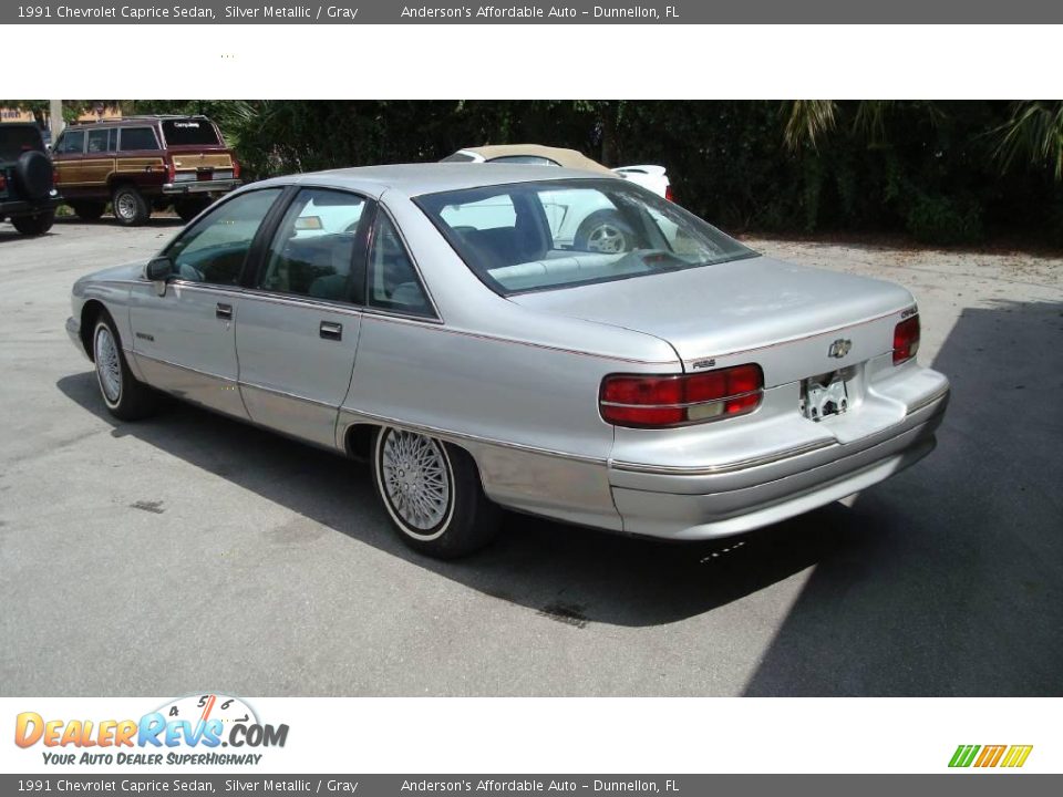 1991 Chevrolet Caprice Sedan Silver Metallic / Gray Photo #7