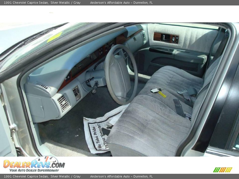 1991 Chevrolet Caprice Sedan Silver Metallic / Gray Photo #10