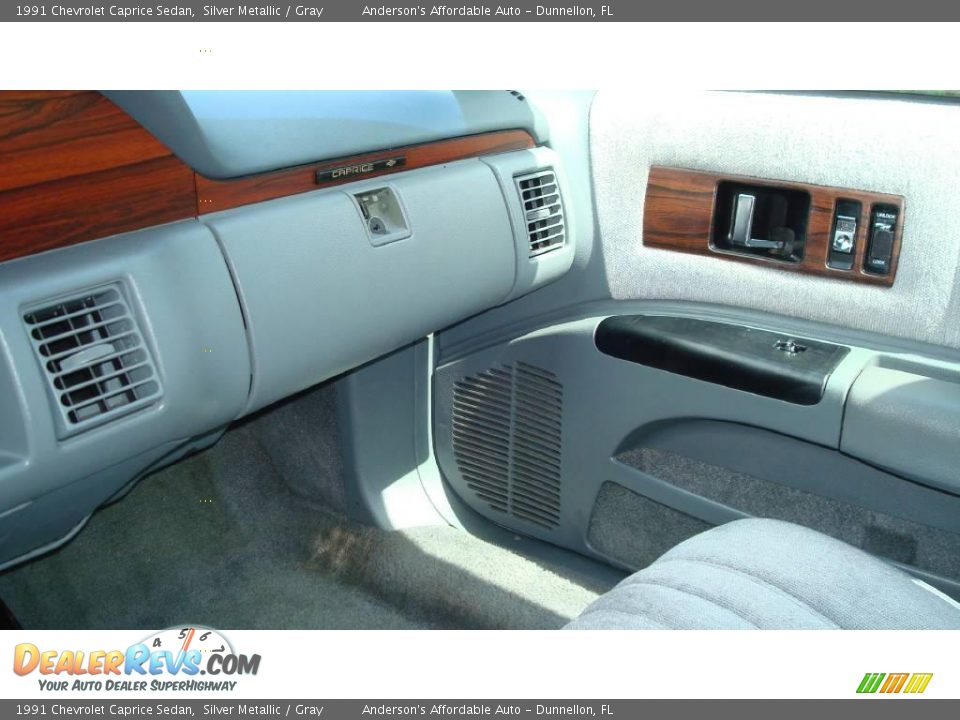 1991 Chevrolet Caprice Sedan Silver Metallic / Gray Photo #13