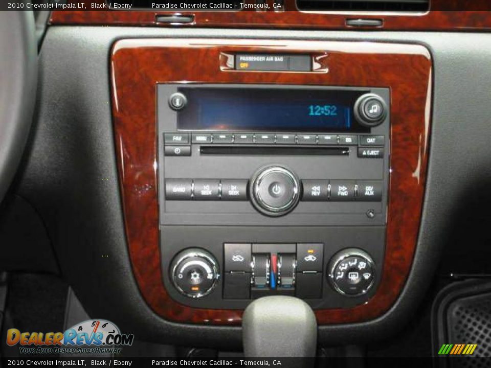 2010 Chevrolet Impala LT Black / Ebony Photo #14