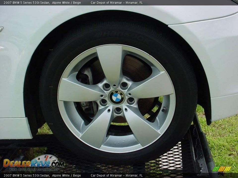 2007 BMW 5 Series 530i Sedan Alpine White / Beige Photo #15