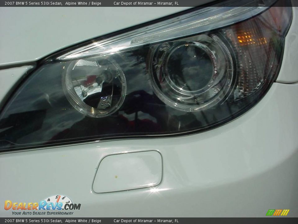 2007 BMW 5 Series 530i Sedan Alpine White / Beige Photo #17
