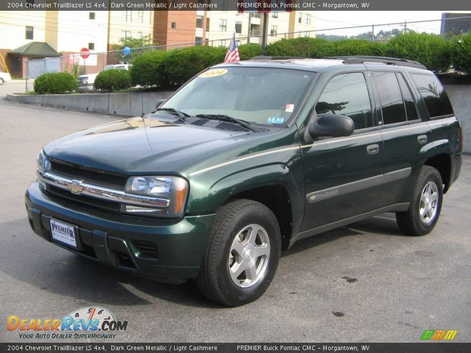 2004 Chevrolet TrailBlazer LS 4x4 Dark Green Metallic / Light Cashmere Photo #2