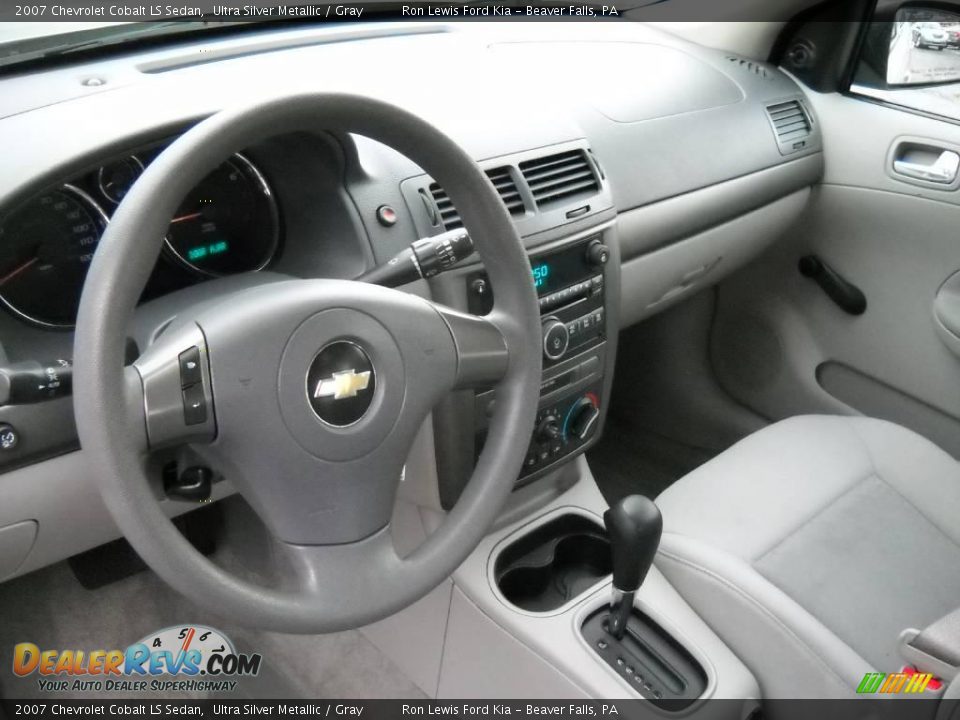 2007 Chevrolet Cobalt LS Sedan Ultra Silver Metallic / Gray Photo #7