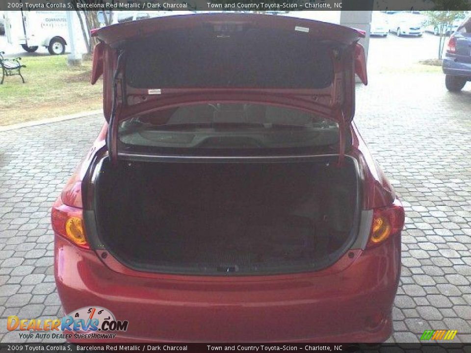 2009 Toyota Corolla S Barcelona Red Metallic / Dark Charcoal Photo #15