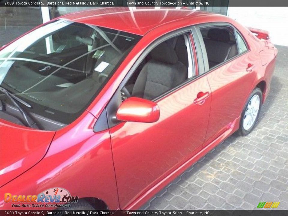 2009 Toyota Corolla S Barcelona Red Metallic / Dark Charcoal Photo #20