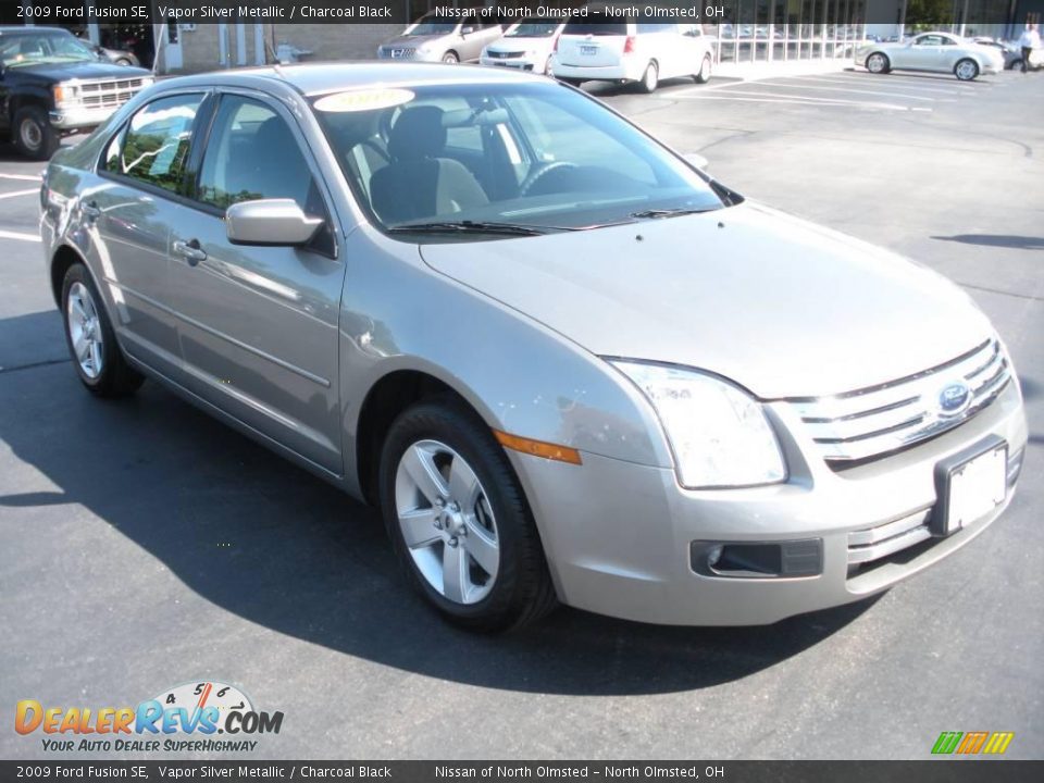 2009 Ford Fusion SE Vapor Silver Metallic / Charcoal Black Photo #3