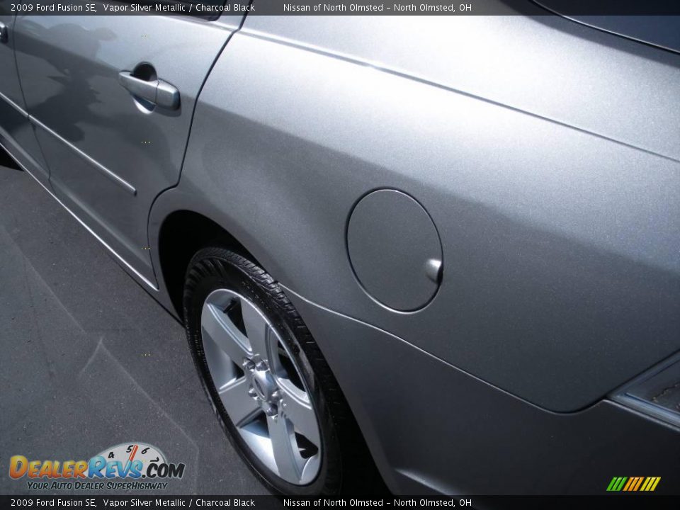 2009 Ford Fusion SE Vapor Silver Metallic / Charcoal Black Photo #8