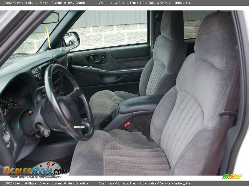 2002 Chevrolet Blazer LS 4x4 Summit White / Graphite Photo #3