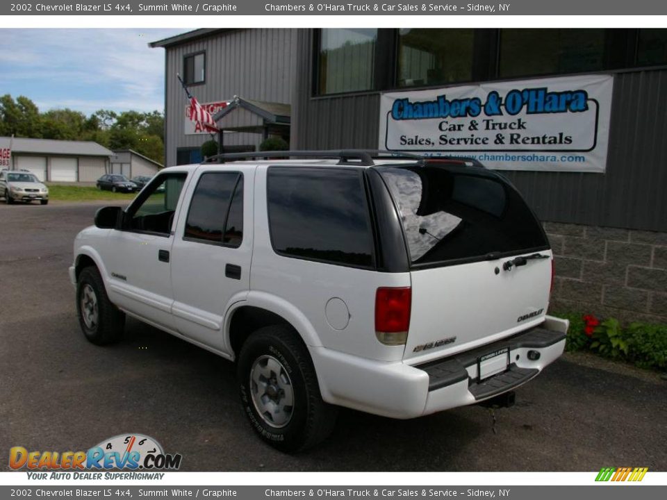 2002 Chevrolet Blazer LS 4x4 Summit White / Graphite Photo #7