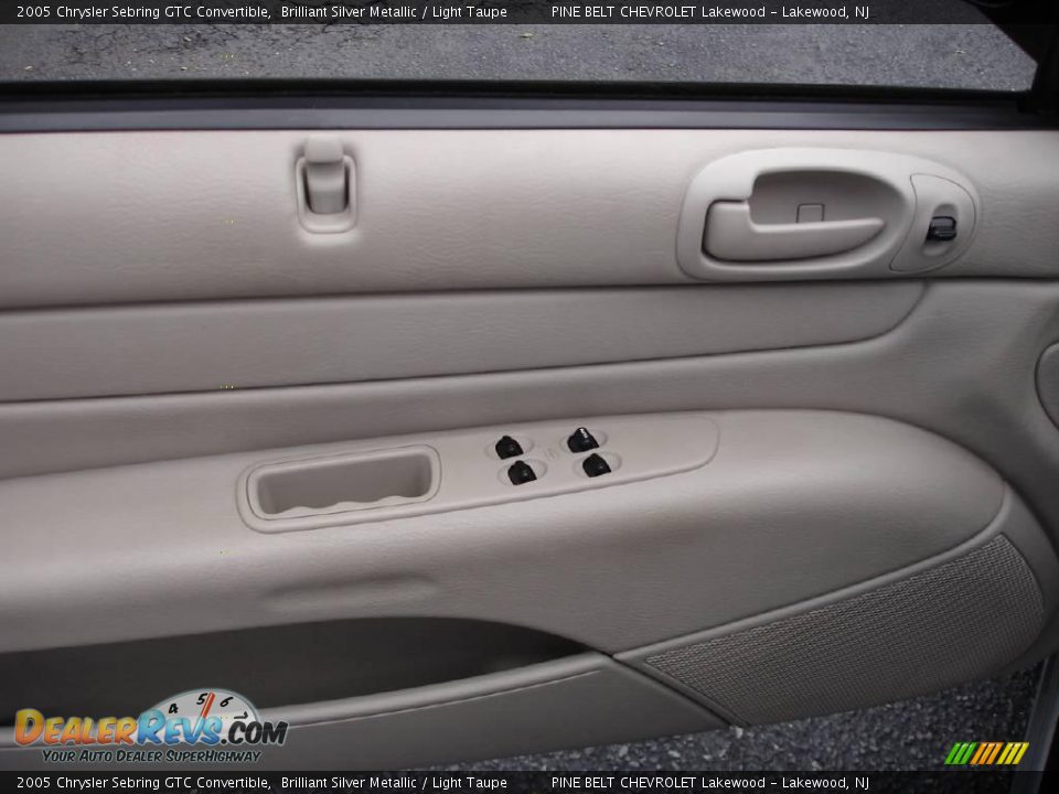 2005 Chrysler Sebring GTC Convertible Brilliant Silver Metallic / Light Taupe Photo #9
