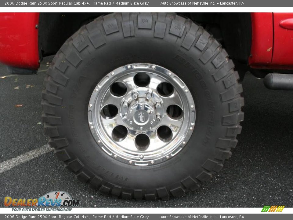 2006 Dodge Ram 2500 Sport Regular Cab 4x4 Flame Red / Medium Slate Gray Photo #11