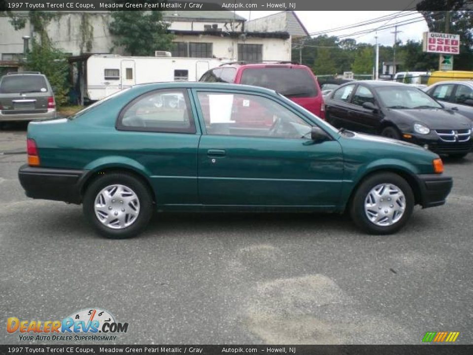 1997 Toyota Tercel CE Coupe Meadow Green Pearl Metallic / Gray Photo #4