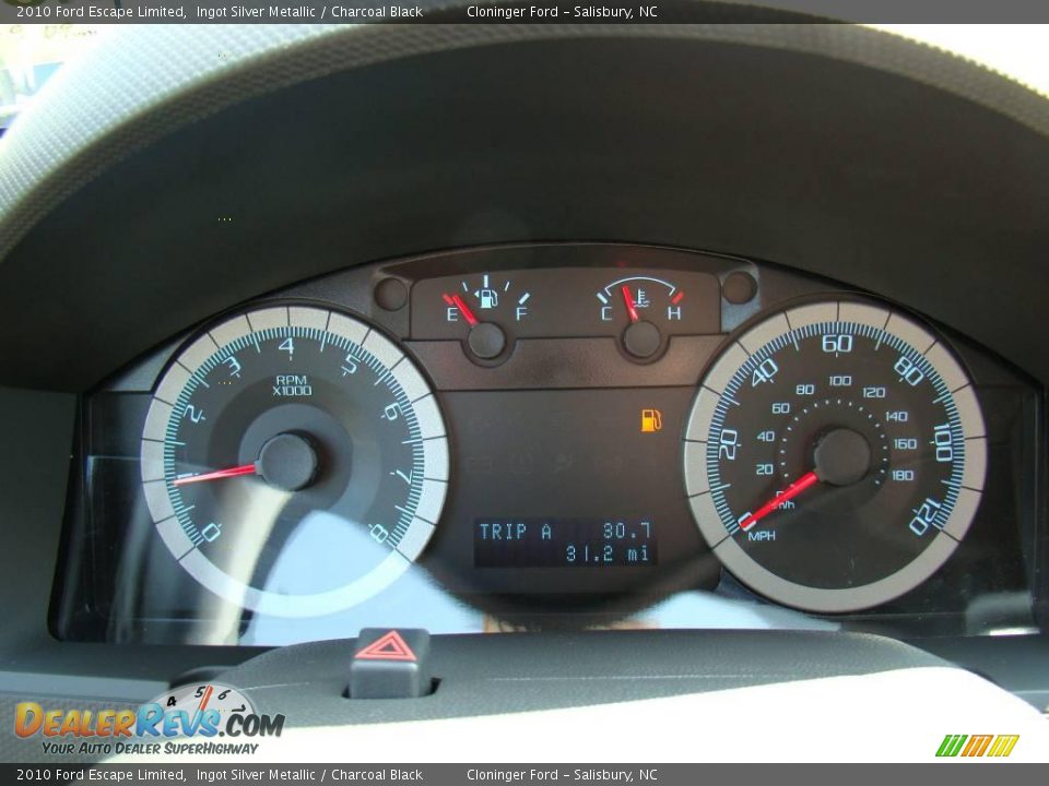 2010 Ford Escape Limited Ingot Silver Metallic / Charcoal Black Photo #19