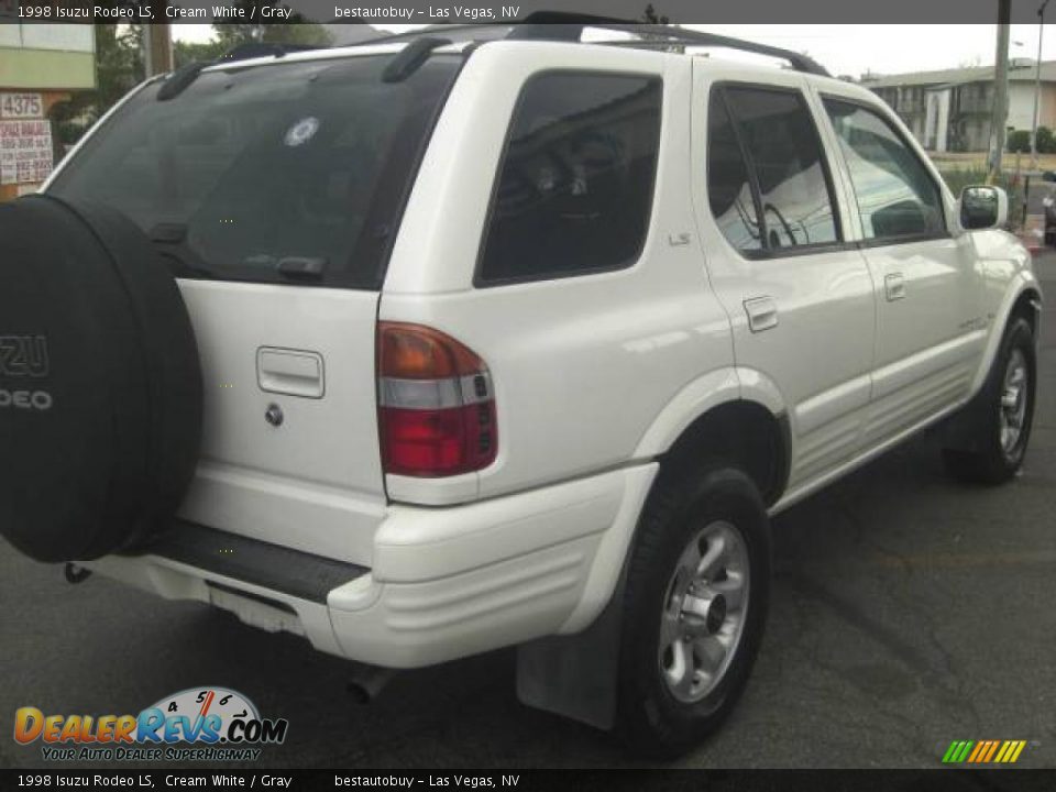 1998 Isuzu Rodeo LS Cream White / Gray Photo #9