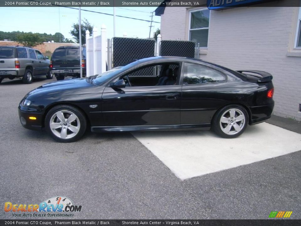 2004 Pontiac GTO Coupe Phantom Black Metallic / Black Photo #3