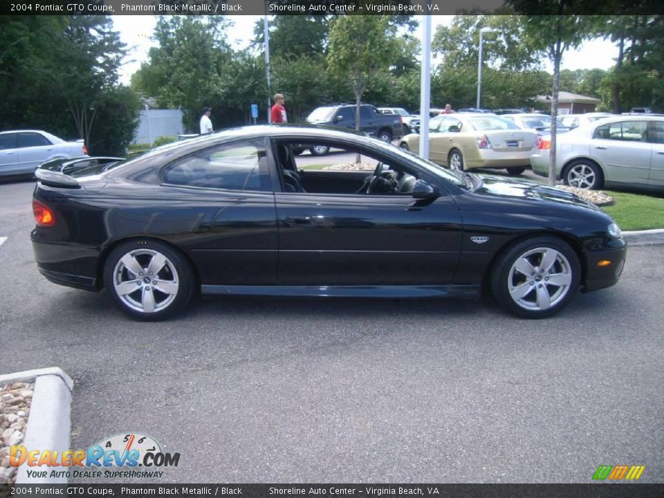 2004 Pontiac GTO Coupe Phantom Black Metallic / Black Photo #7
