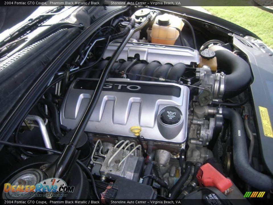 2004 Pontiac GTO Coupe Phantom Black Metallic / Black Photo #11