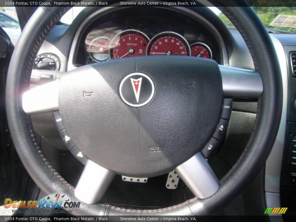 2004 Pontiac GTO Coupe Phantom Black Metallic / Black Photo #16