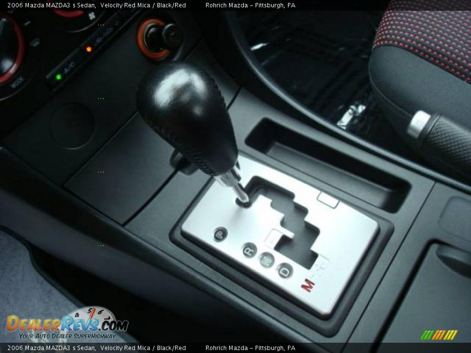 2006 Mazda MAZDA3 s Sedan Velocity Red Mica / Black/Red Photo #17